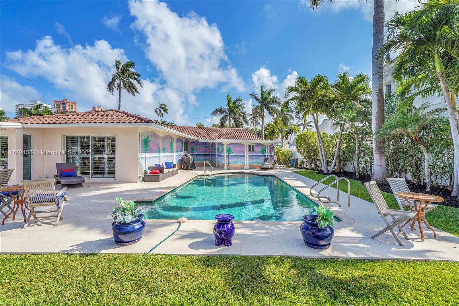 LAUDERDALE BEACH EXT UNIT - Residential