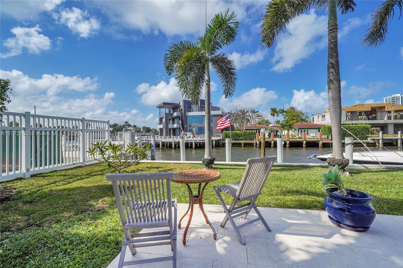 LAUDERDALE BEACH EXT UNIT - Residential