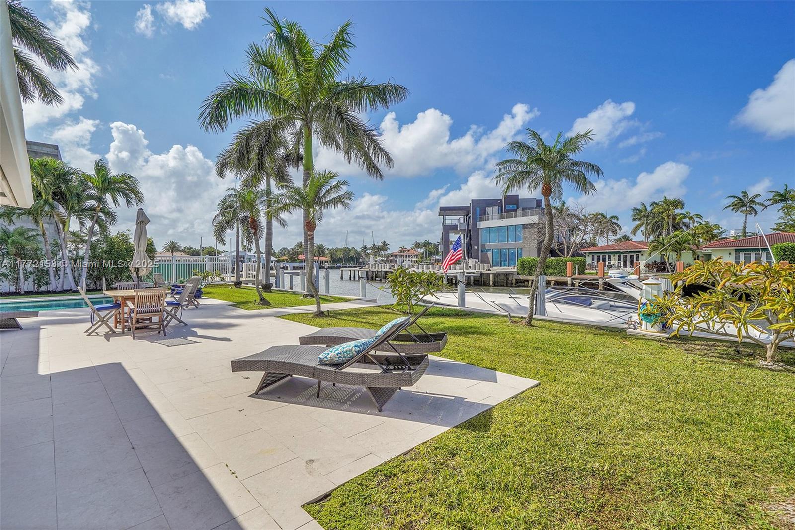 LAUDERDALE BEACH EXT UNIT - Residential