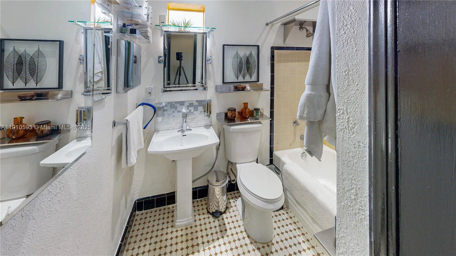 RAILWAY SHOPS ADDN 2ND AM - Residential