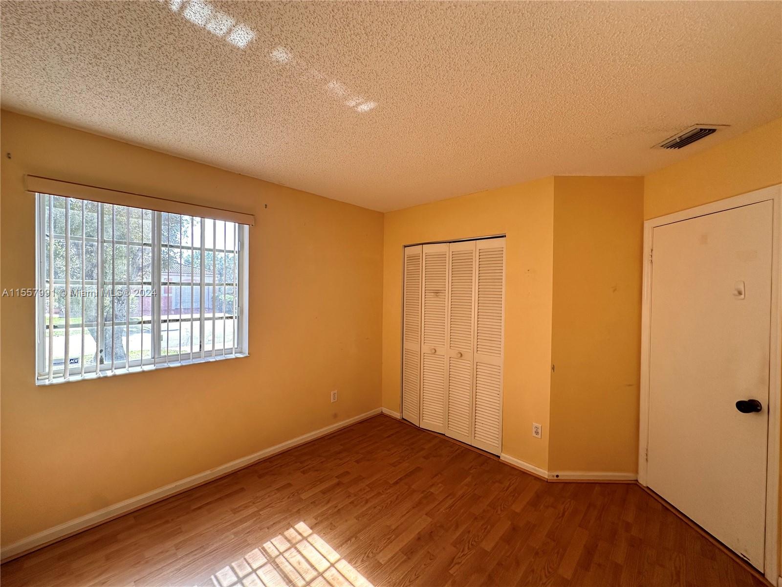 WEITZER SERENA LAKES WEST - Residential