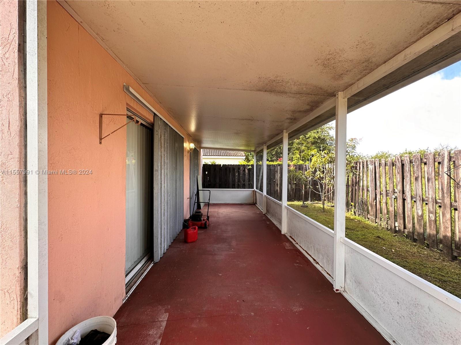 WEITZER SERENA LAKES WEST - Residential