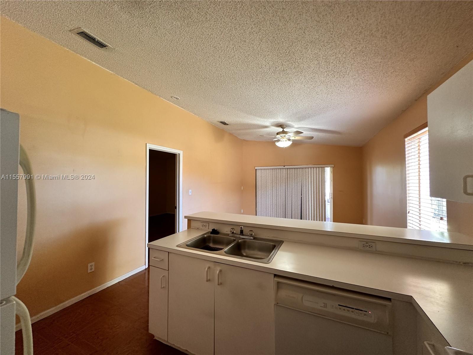WEITZER SERENA LAKES WEST - Residential