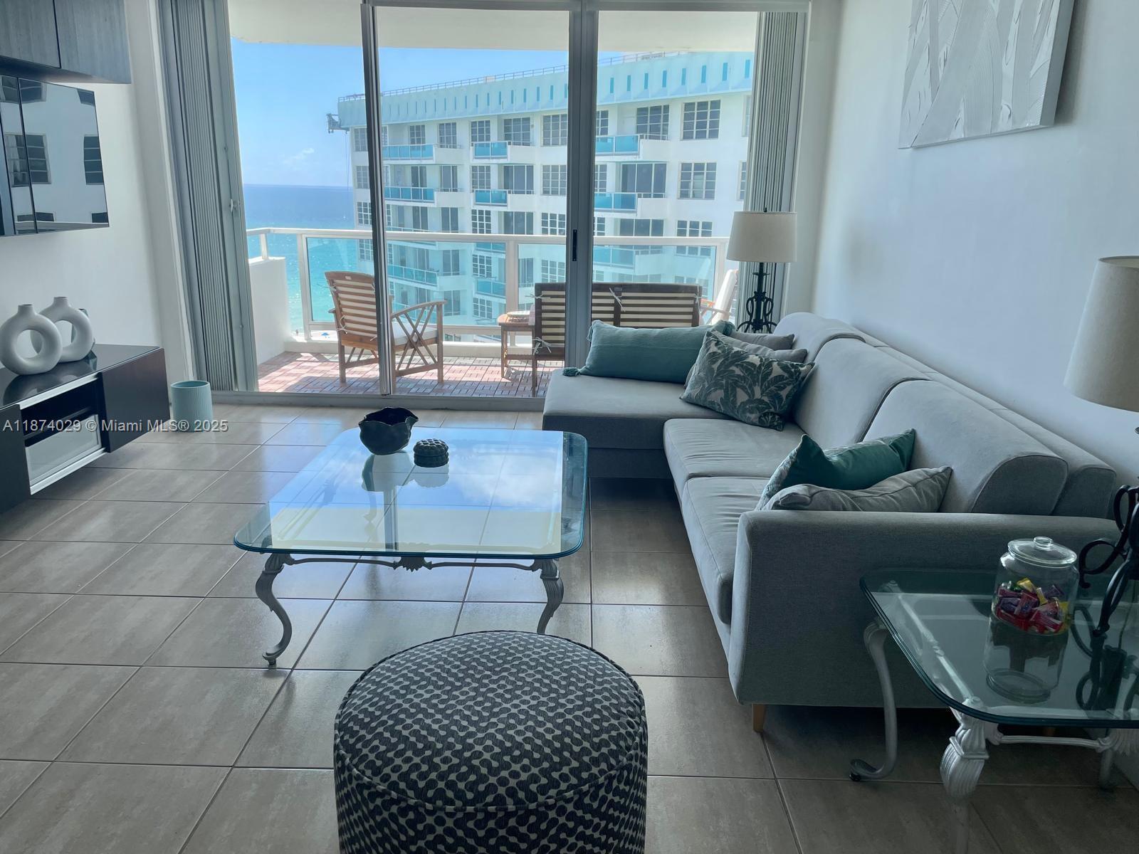 5151 Collins Ave 1525