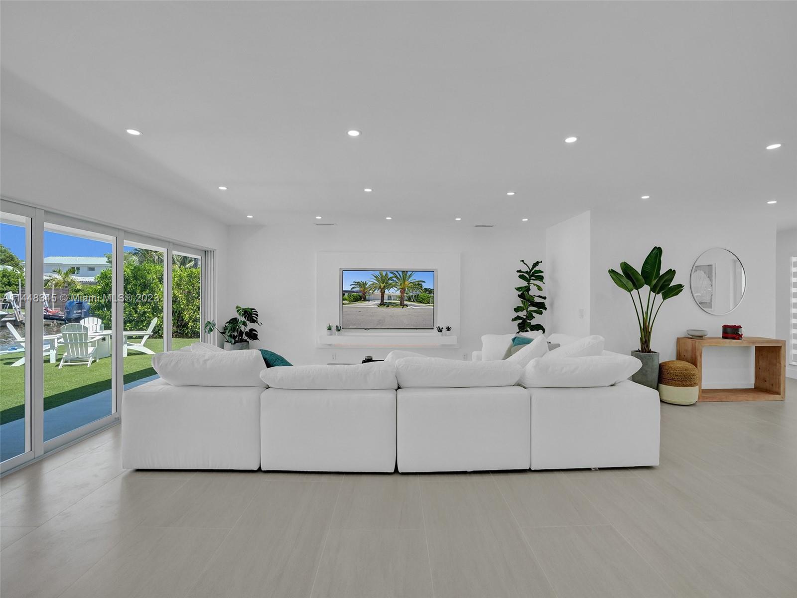 BAY CREST SEC 3 - Residential