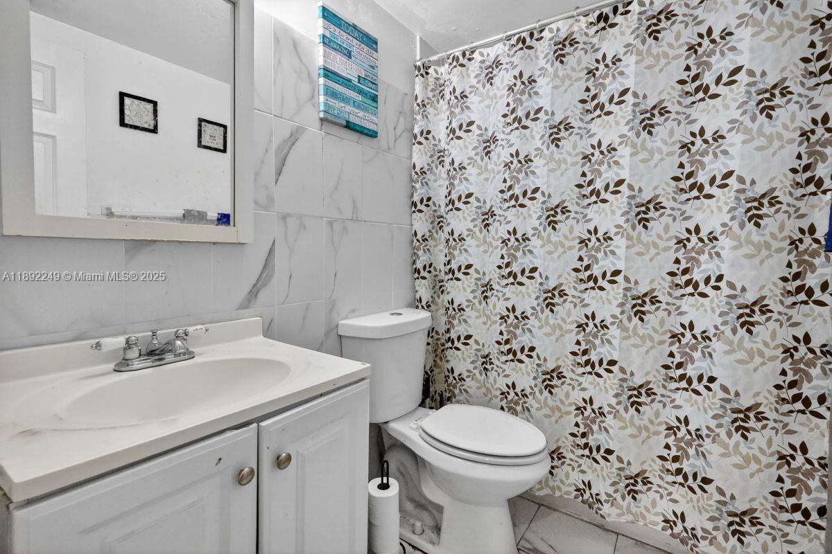 WEST SILVER CREST - Residential Income