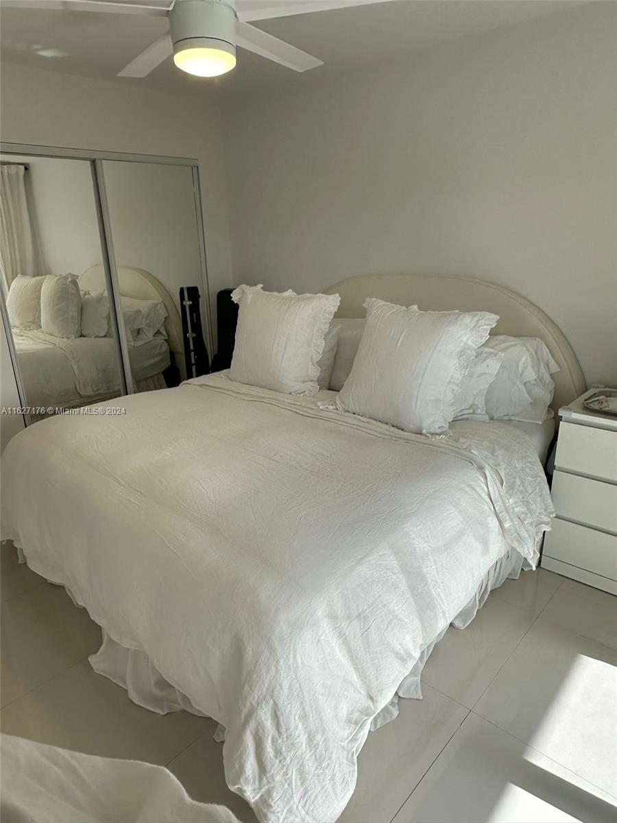 EDGEWATER EAST CONDO APTS - Residential Lease