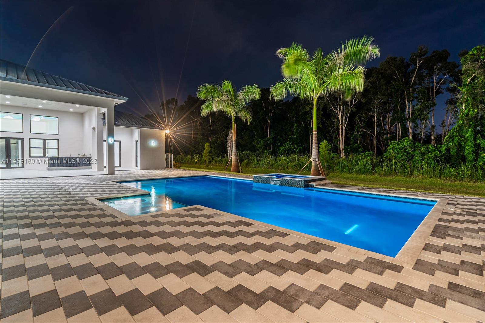 FLA FRUIT LANDS CO SUB NO - Residential