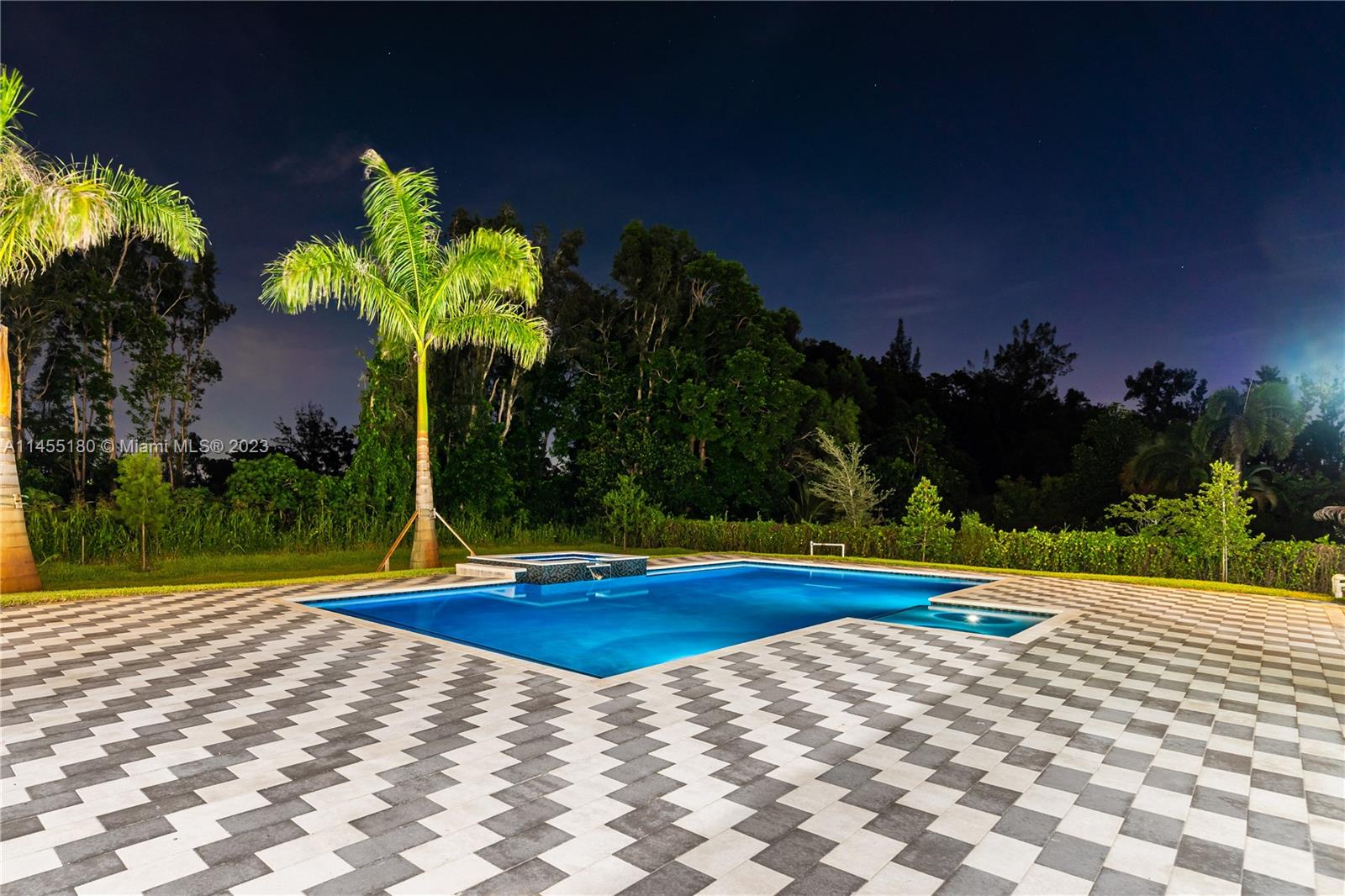 FLA FRUIT LANDS CO SUB NO - Residential