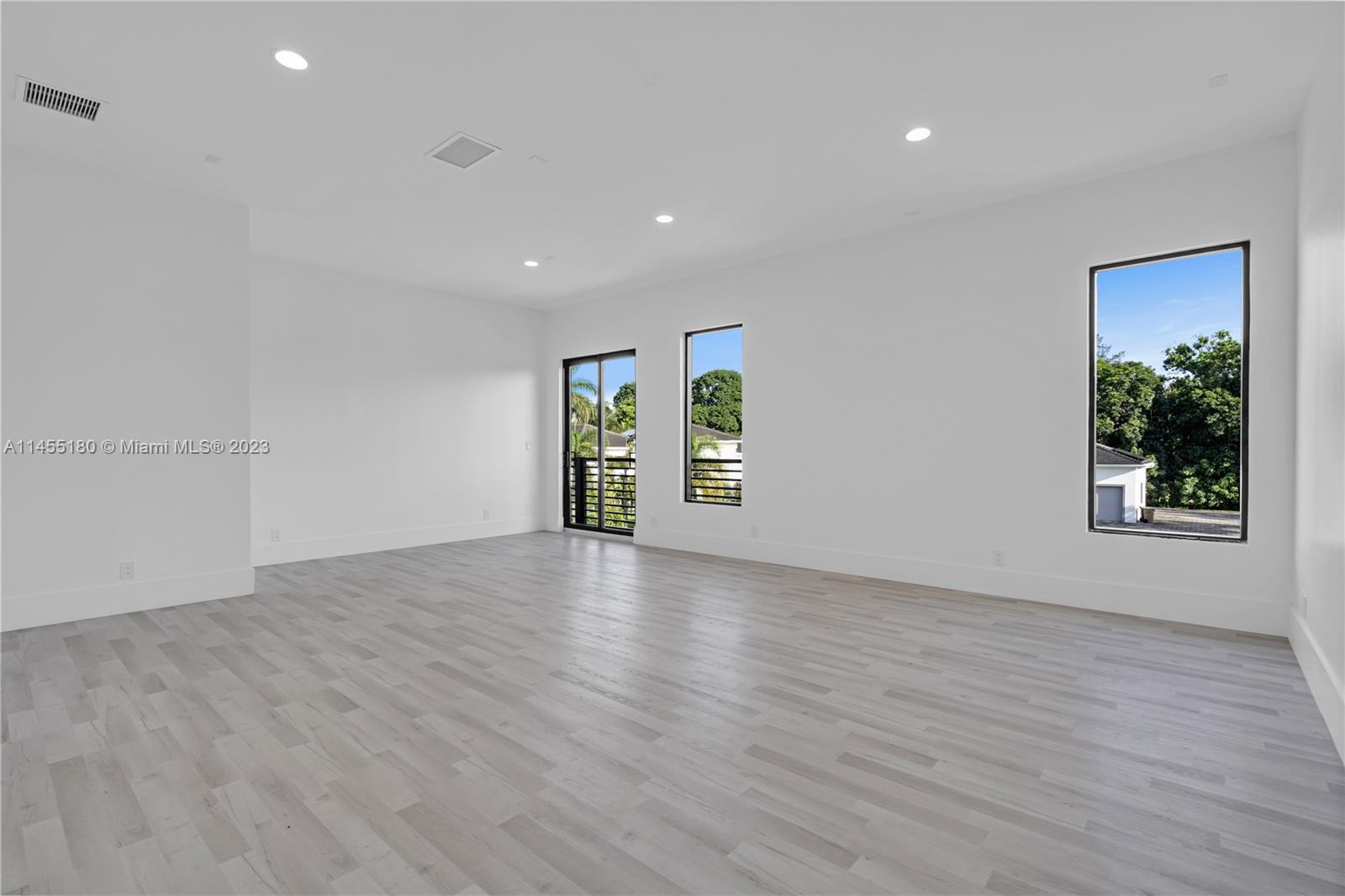 FLA FRUIT LANDS CO SUB NO - Residential