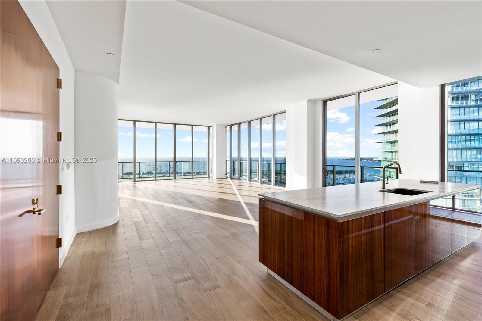2655 S Bayshore Dr 1601