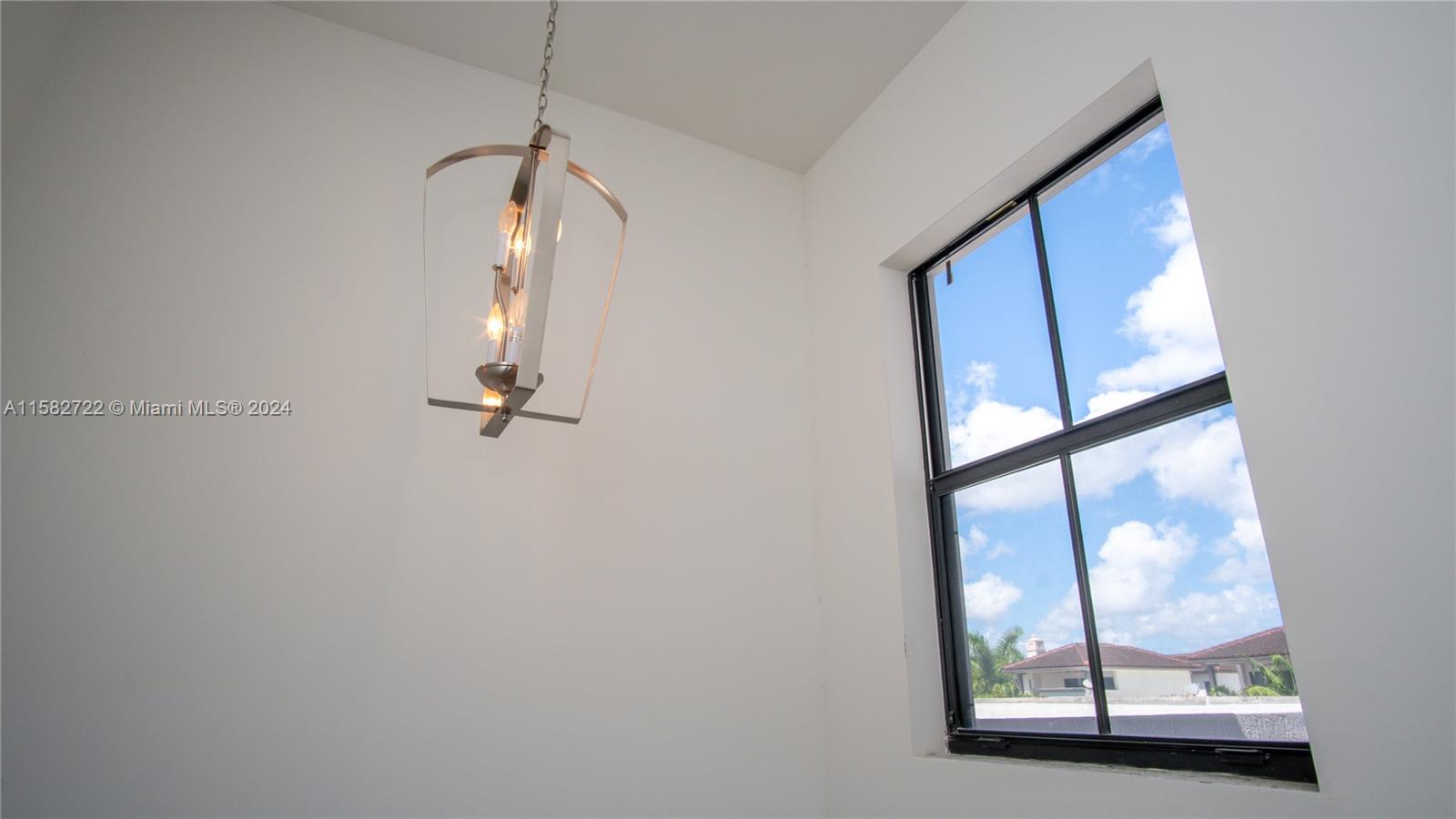 DOWNTOWN DORAL DUTCHER - Residential