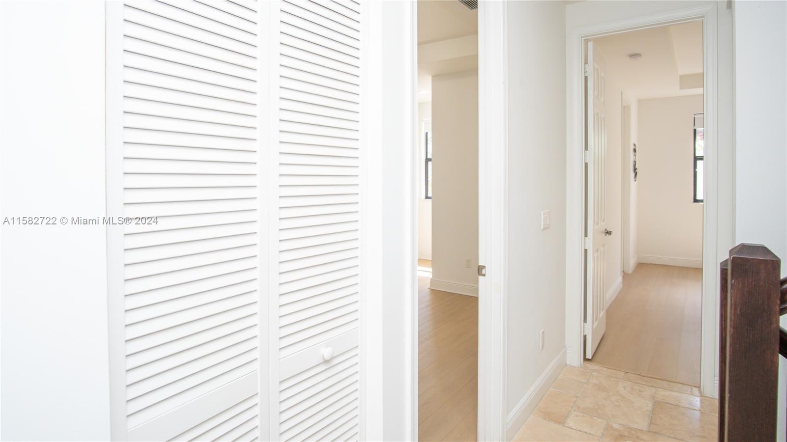 DOWNTOWN DORAL DUTCHER - Residential