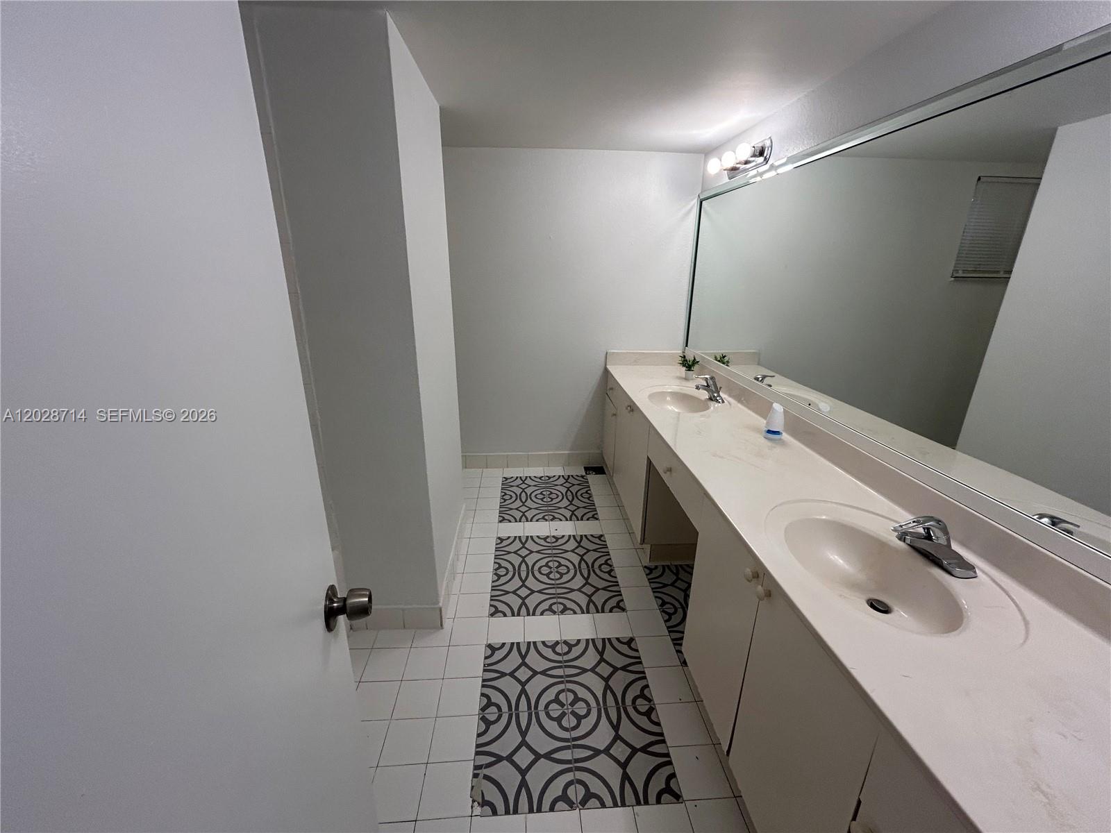 SPRINGCREST CONDO - Residential