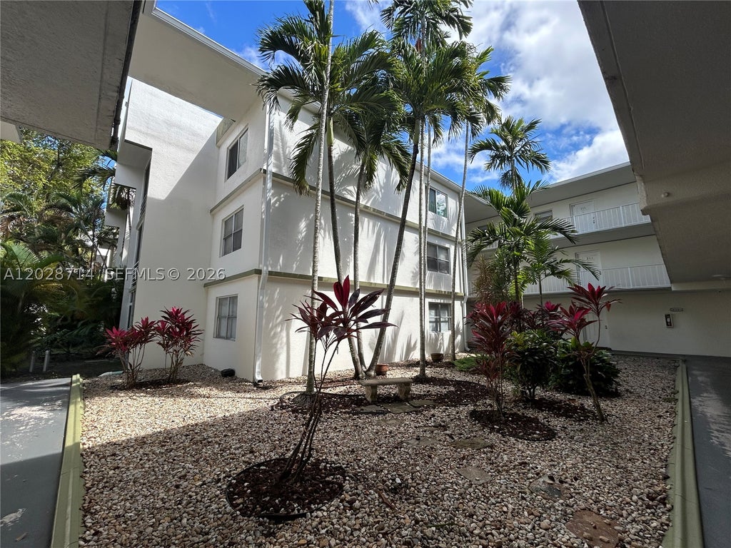 Photo of 4205 N University Dr #112, Sunrise, FL 33351 (MLS # A12028714)