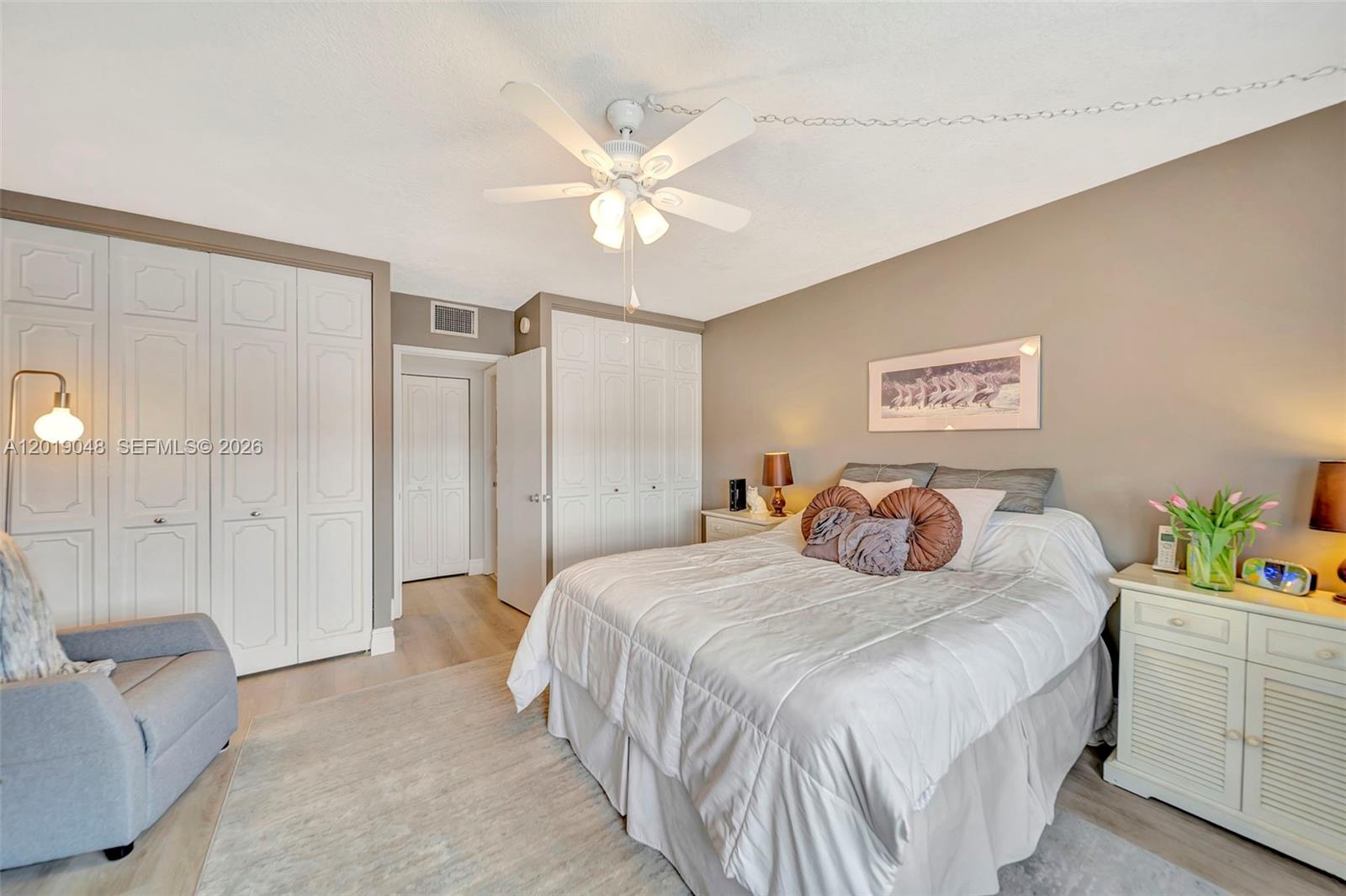 BRIARWOOD CLUB CONDO 3 - Residential