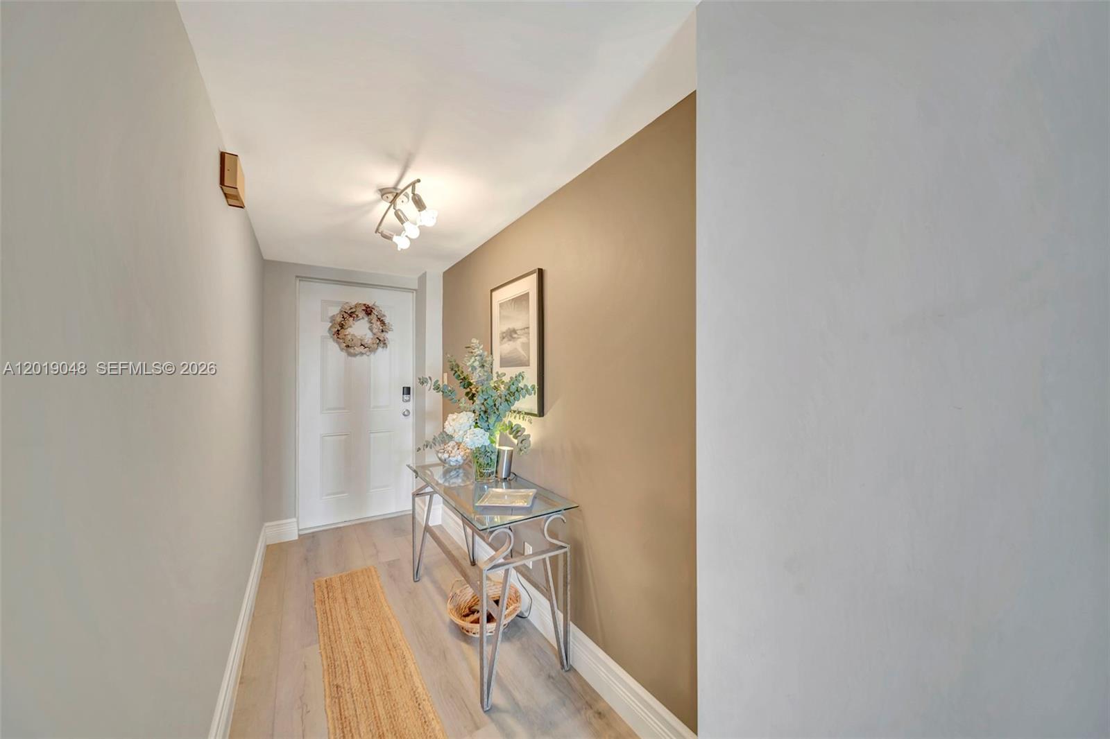 BRIARWOOD CLUB CONDO 3 - Residential