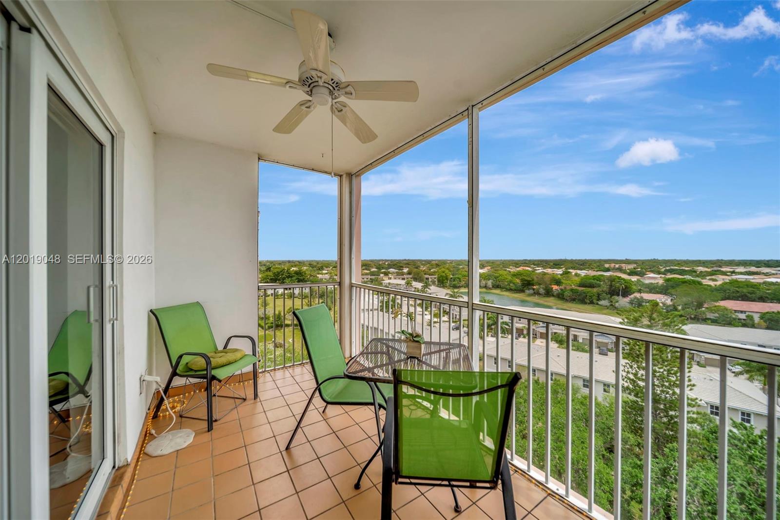 BRIARWOOD CLUB CONDO 3 - Residential