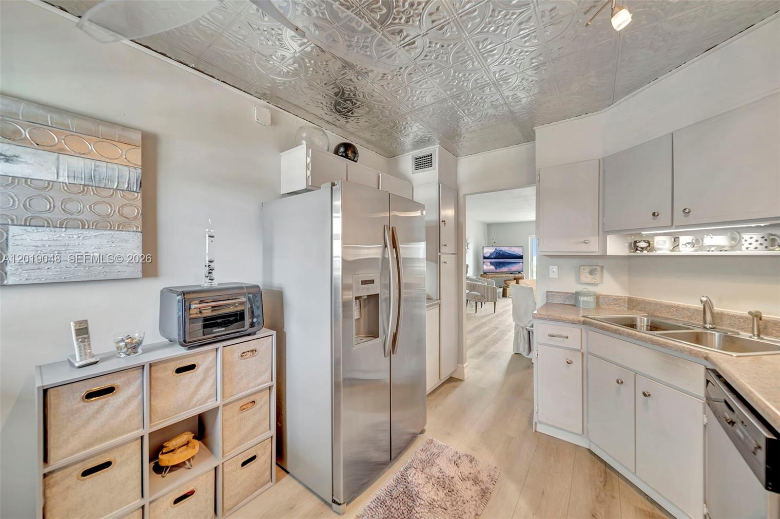 BRIARWOOD CLUB CONDO 3 - Residential
