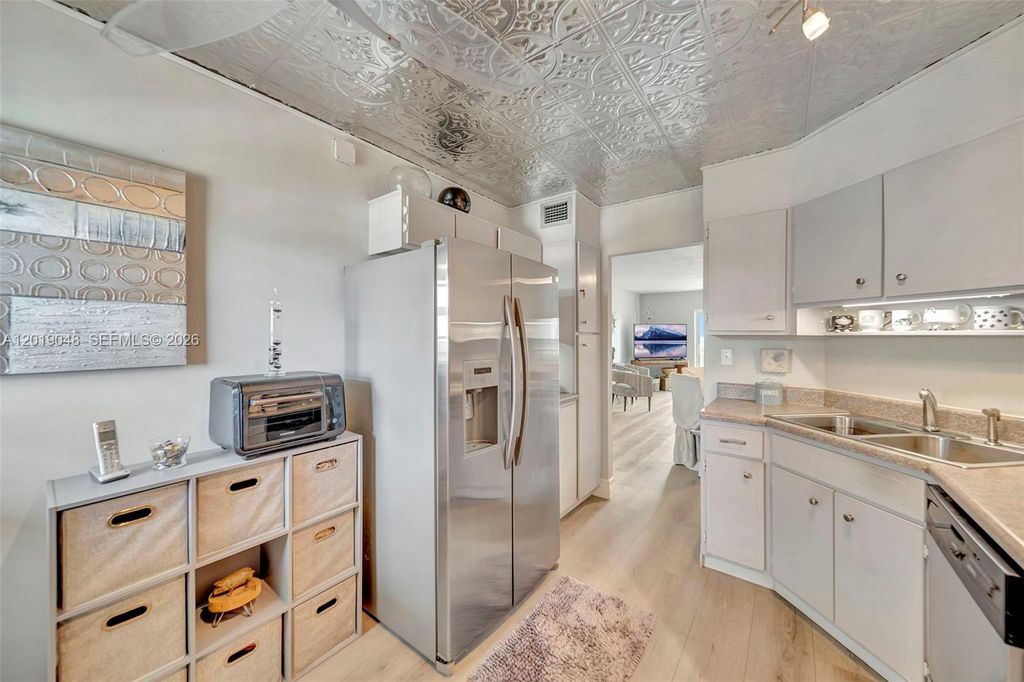 Photo of 3575 Broken Woods Dr #1004, Coral Springs, FL 33065 (MLS # A12019048)