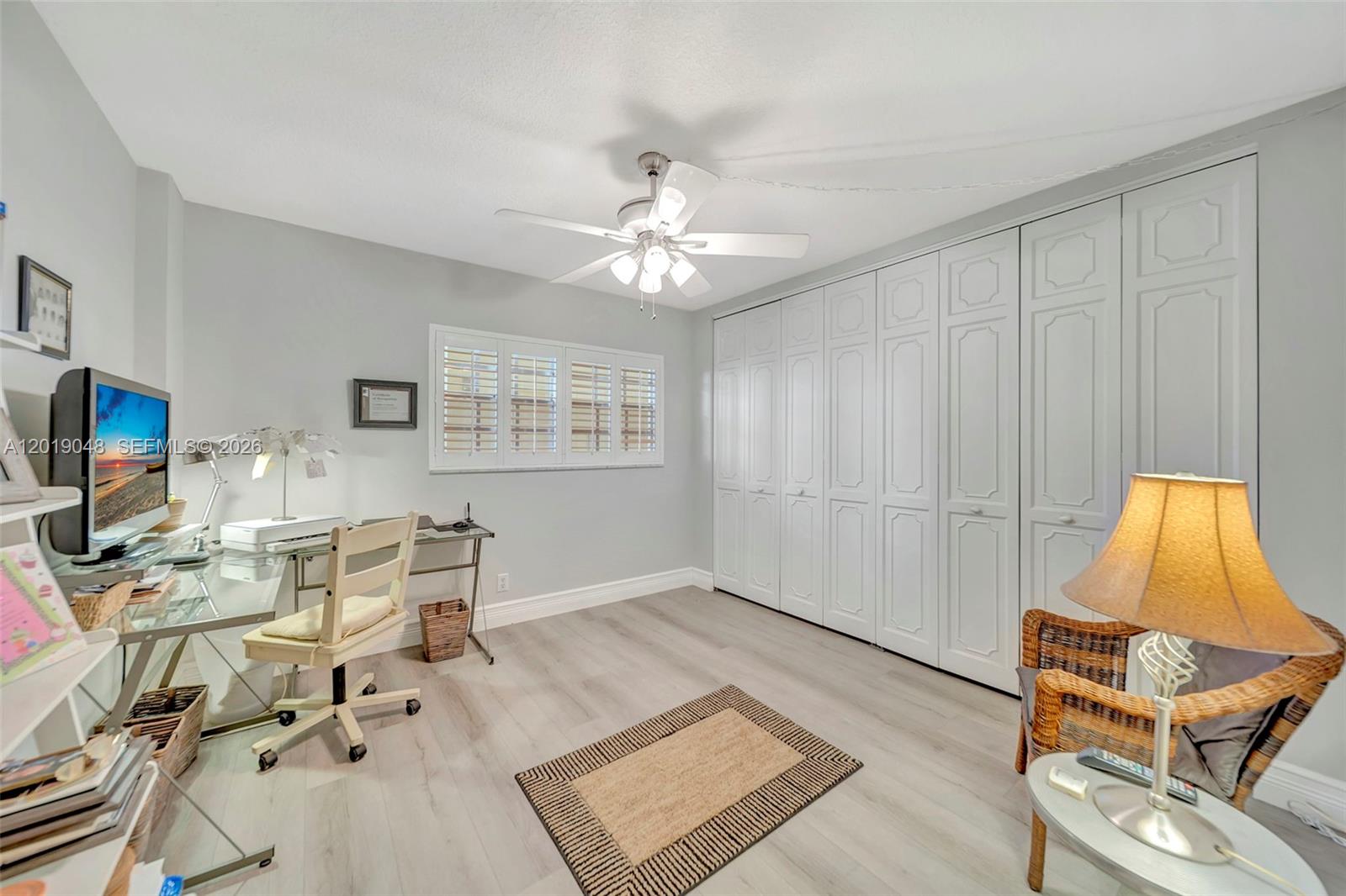 BRIARWOOD CLUB CONDO 3 - Residential