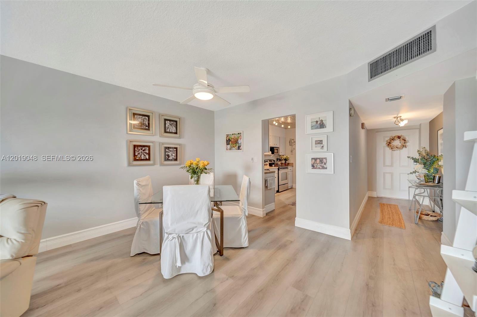 BRIARWOOD CLUB CONDO 3 - Residential