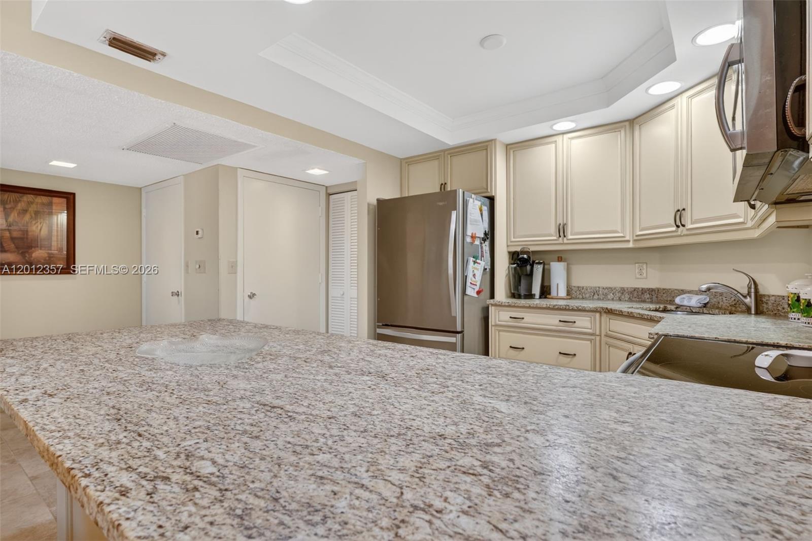 VANDERBILT TOWER3 - Residential Lease