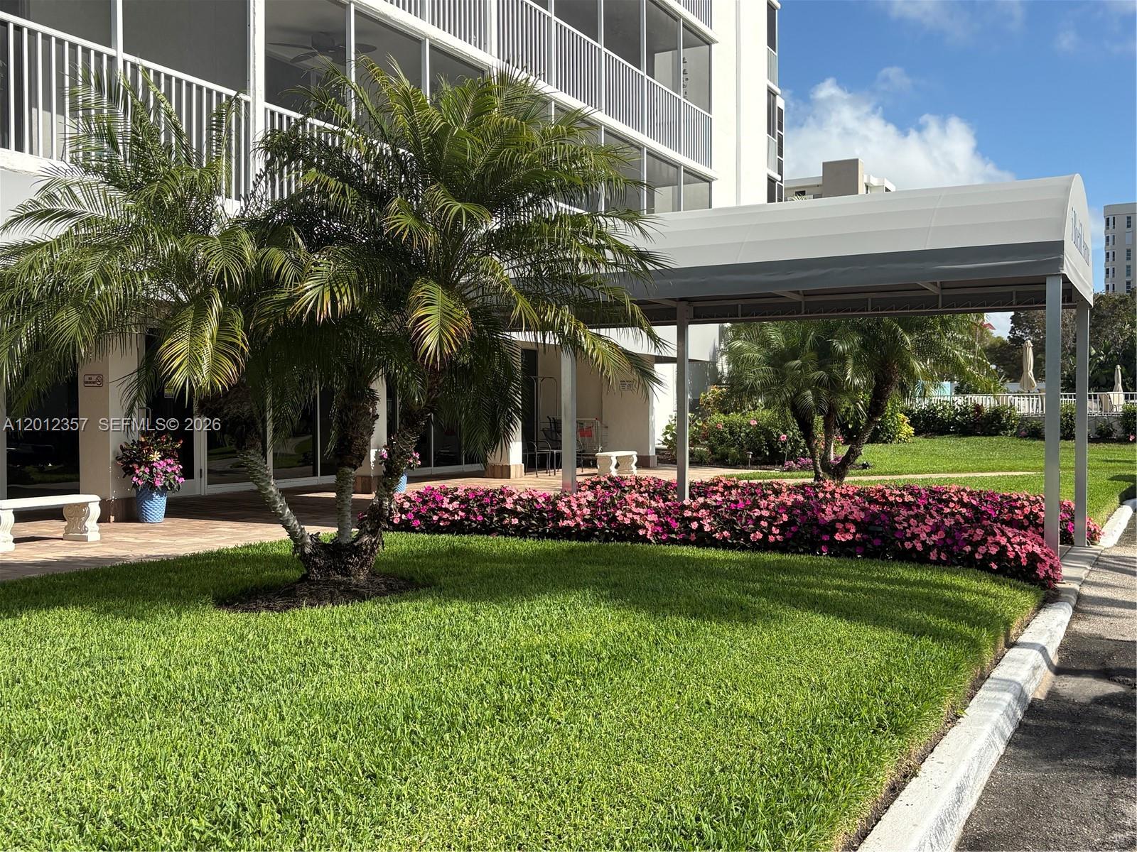 VANDERBILT TOWER3 - Residential Lease