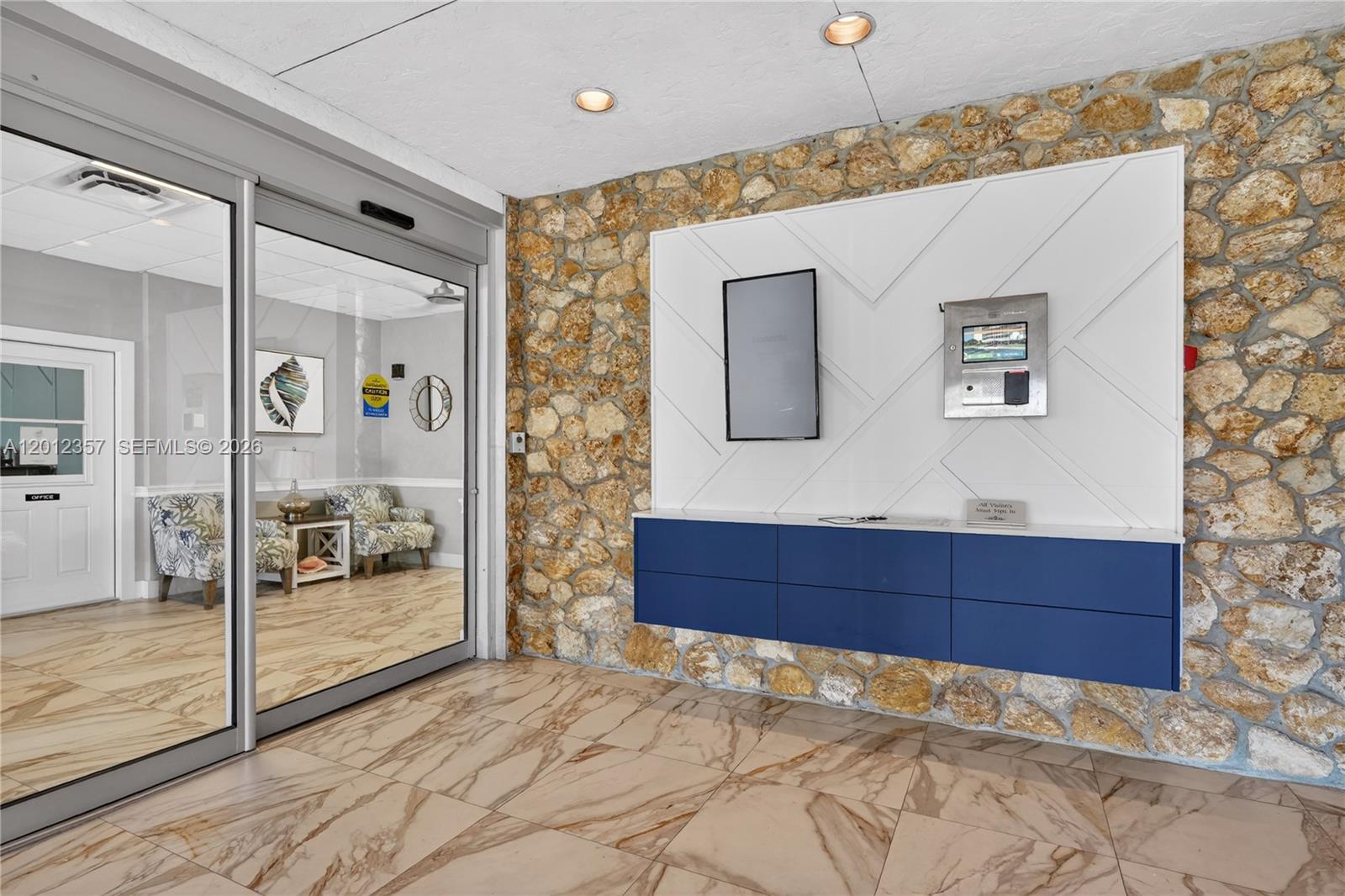 VANDERBILT TOWER3 - Residential Lease