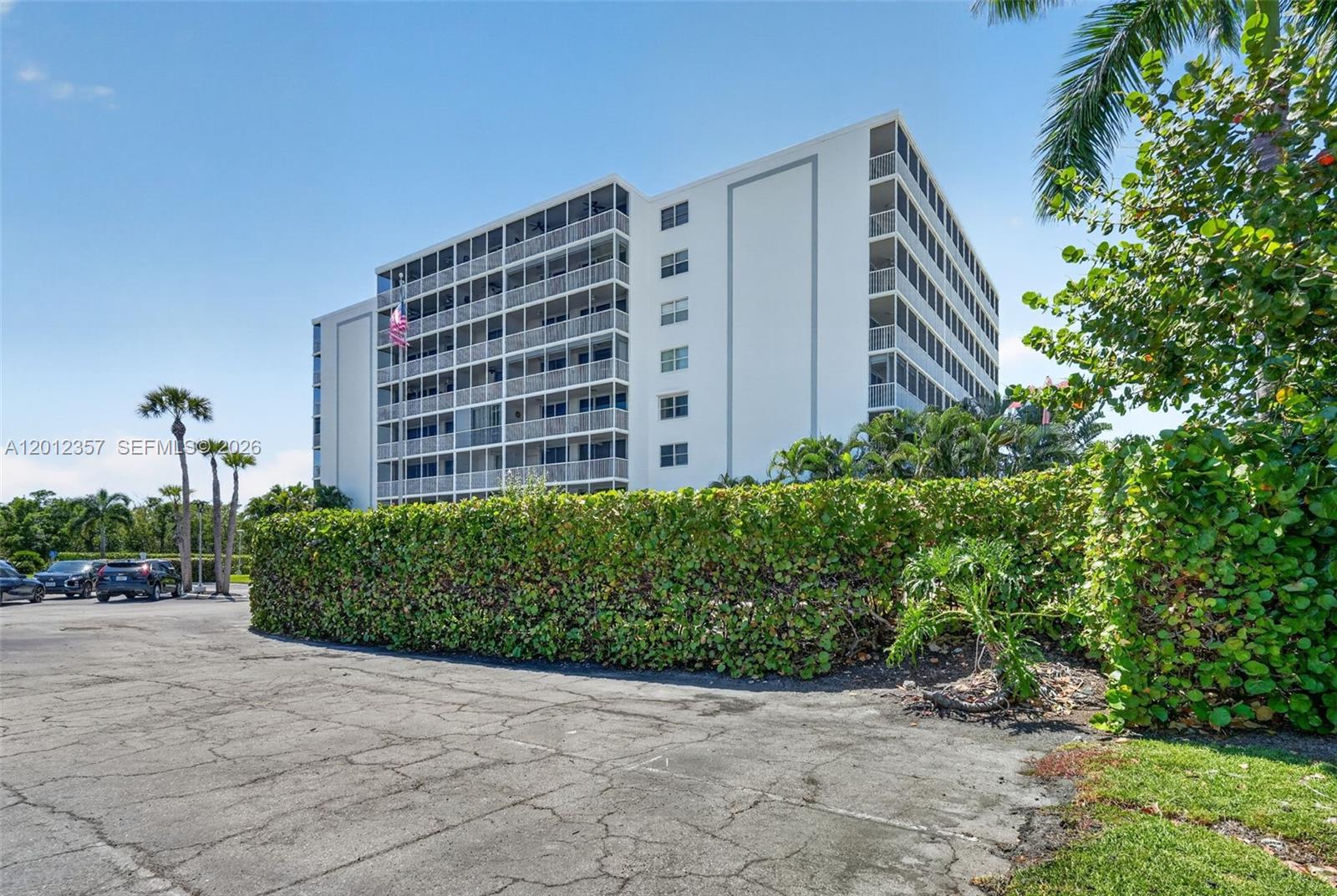 VANDERBILT TOWER3 - Residential Lease