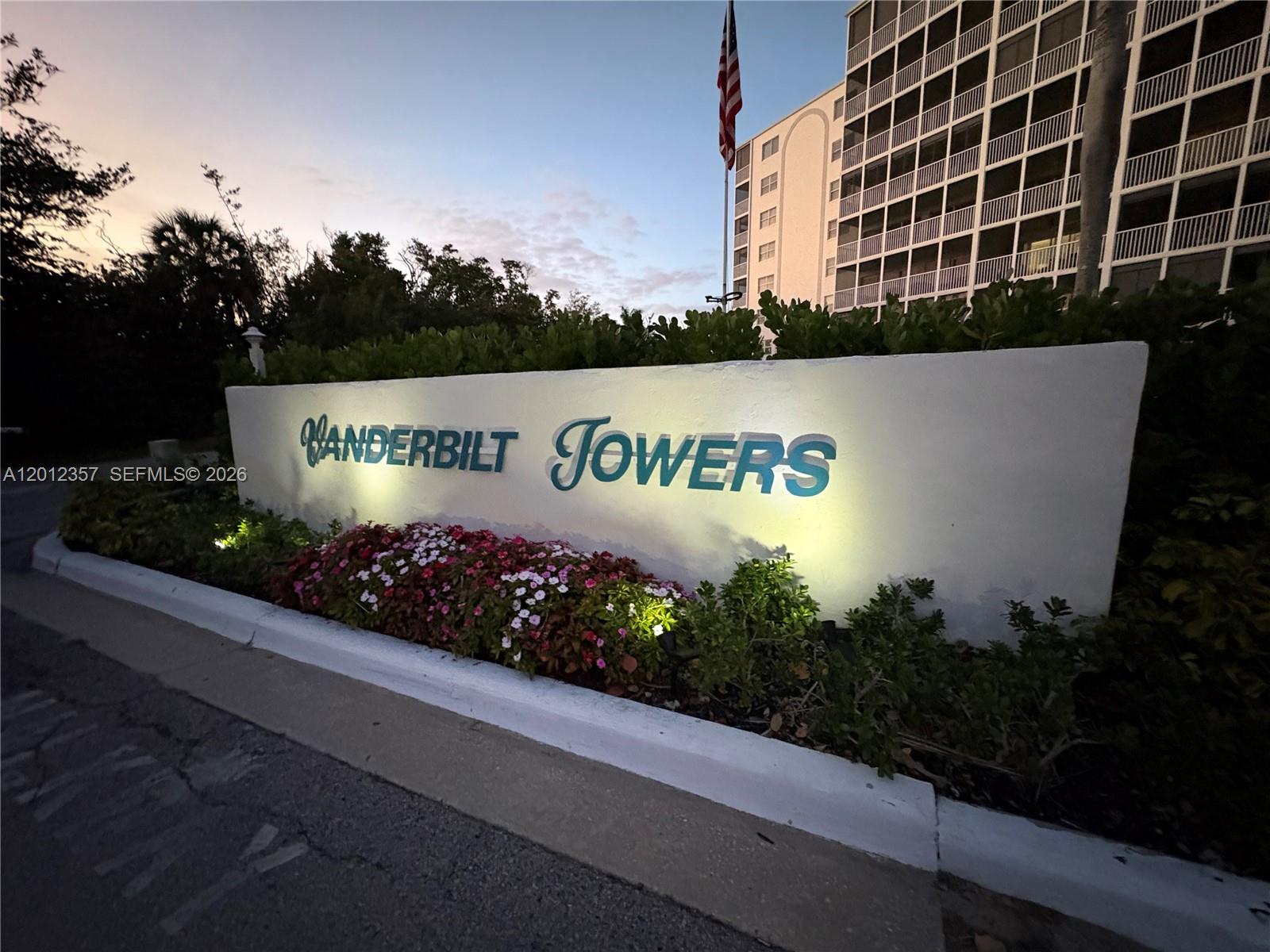 VANDERBILT TOWER3 - Residential Lease