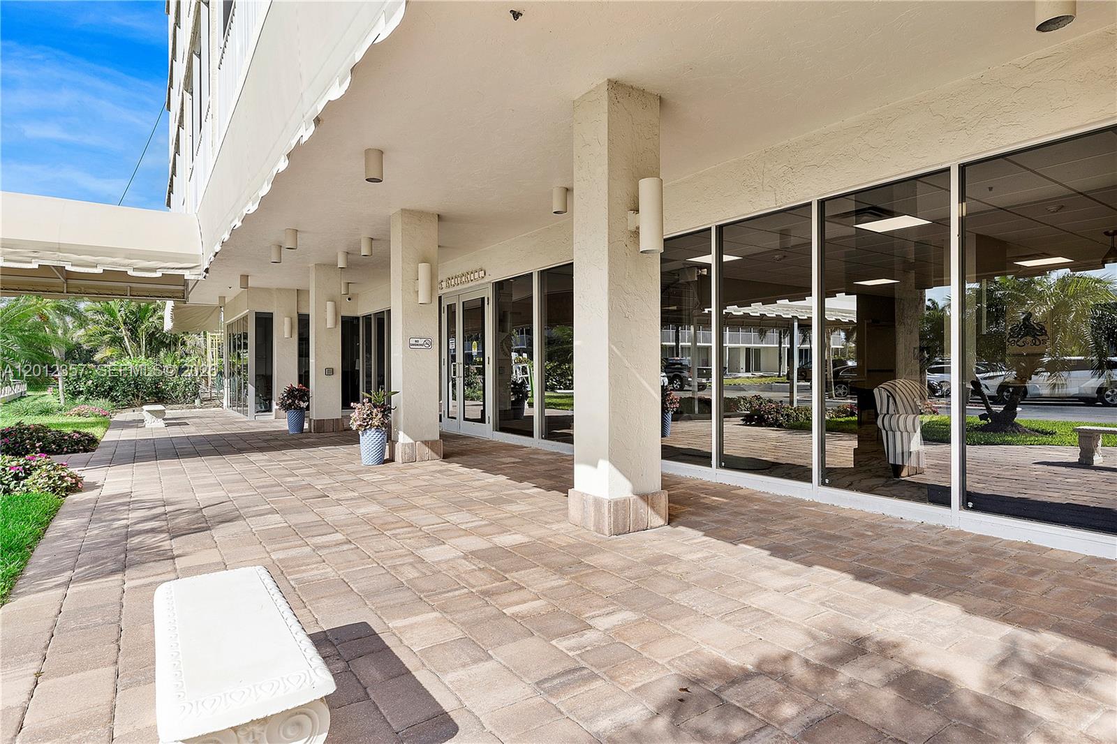 VANDERBILT TOWER3 - Residential Lease