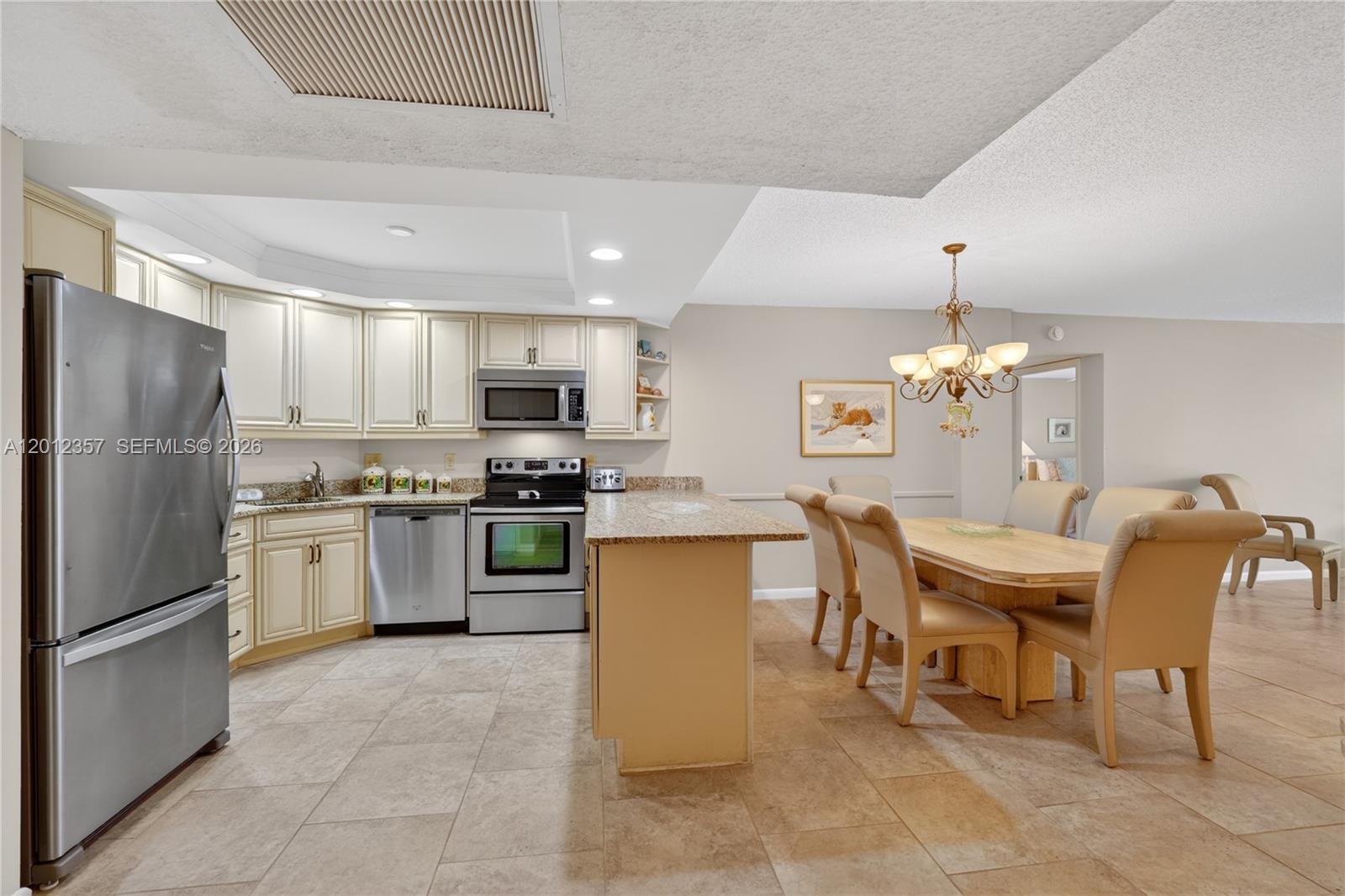 VANDERBILT TOWER3 - Residential Lease
