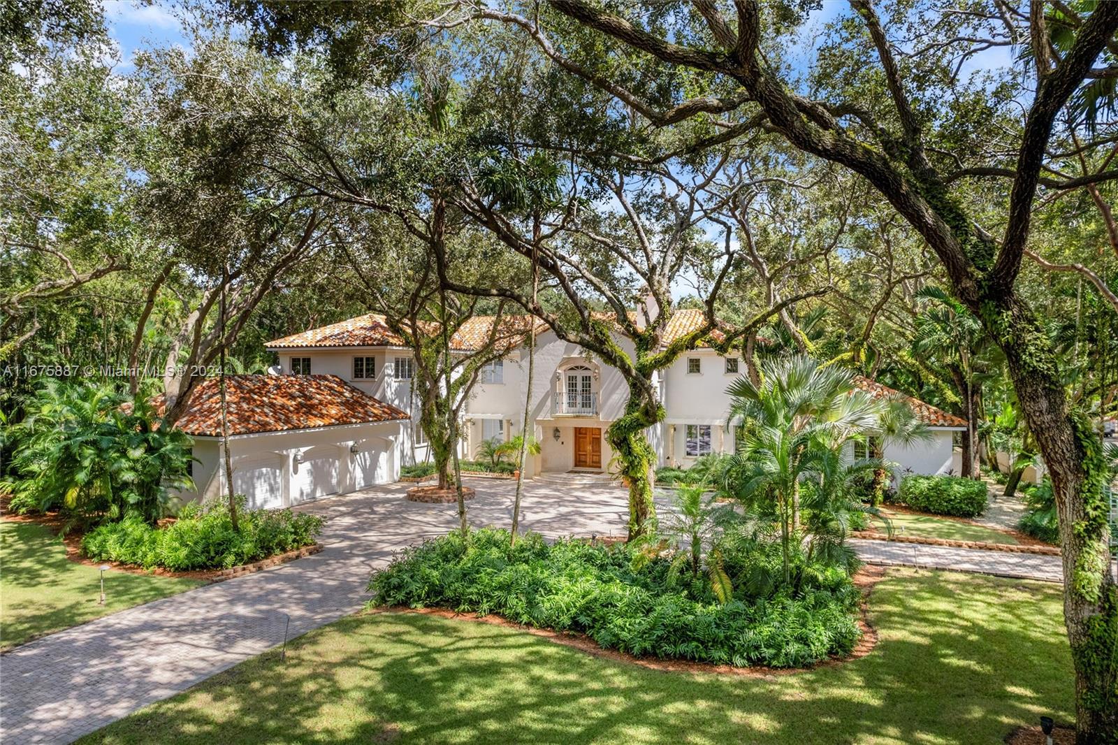 FAIRCHILD OAKS - Residential