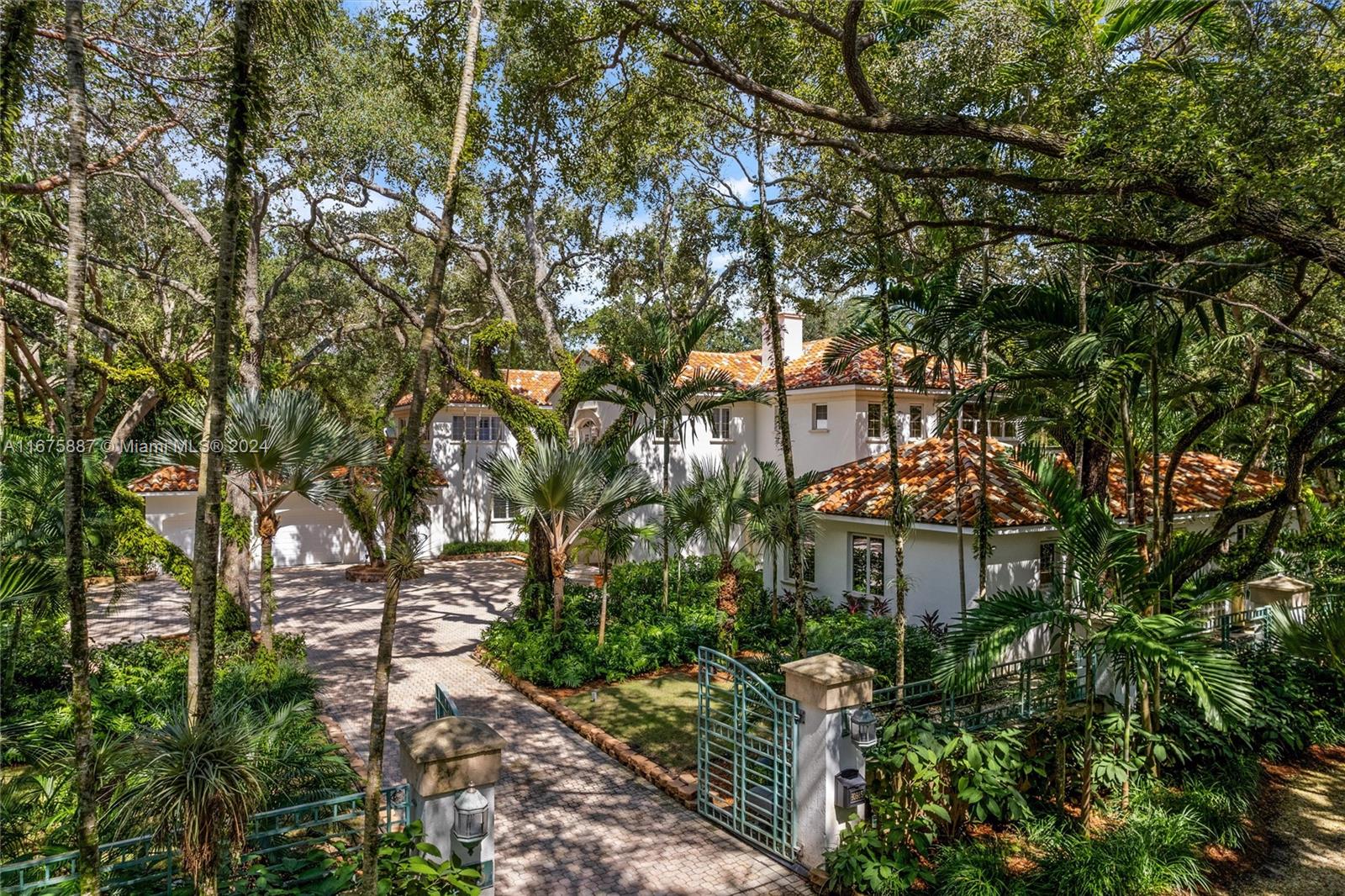 FAIRCHILD OAKS - Residential