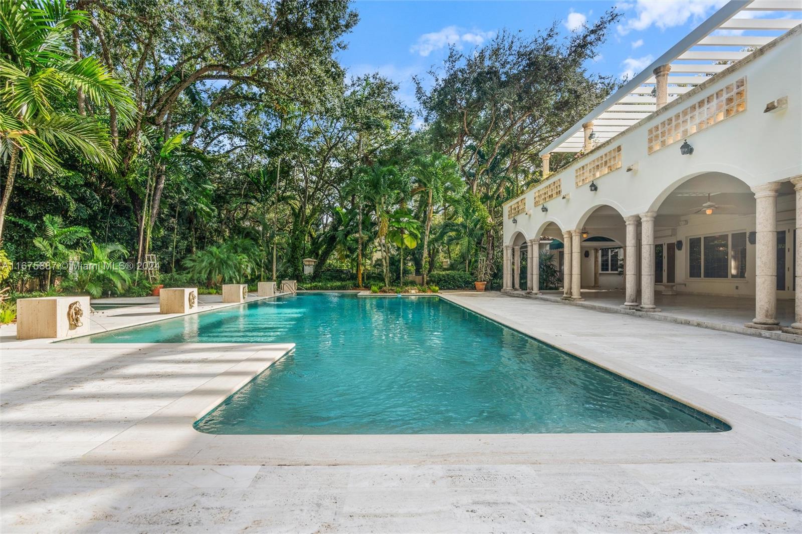 FAIRCHILD OAKS - Residential