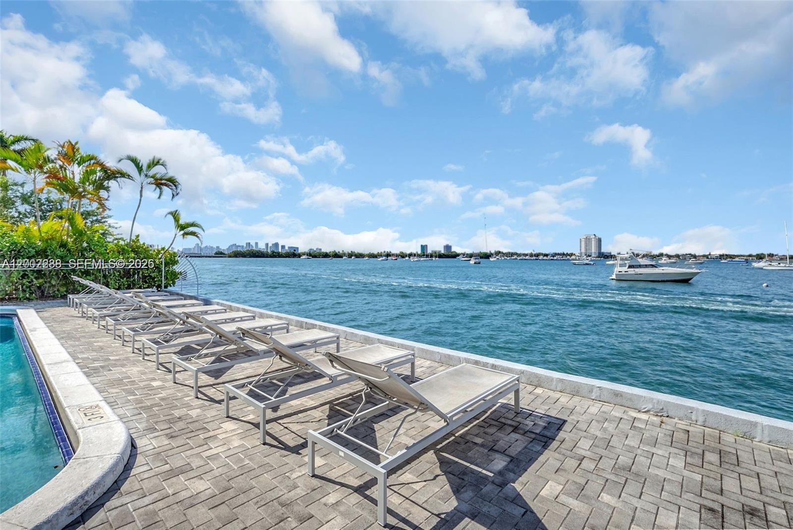 THE ISLANDER CLUB CONDO - Residential Lease