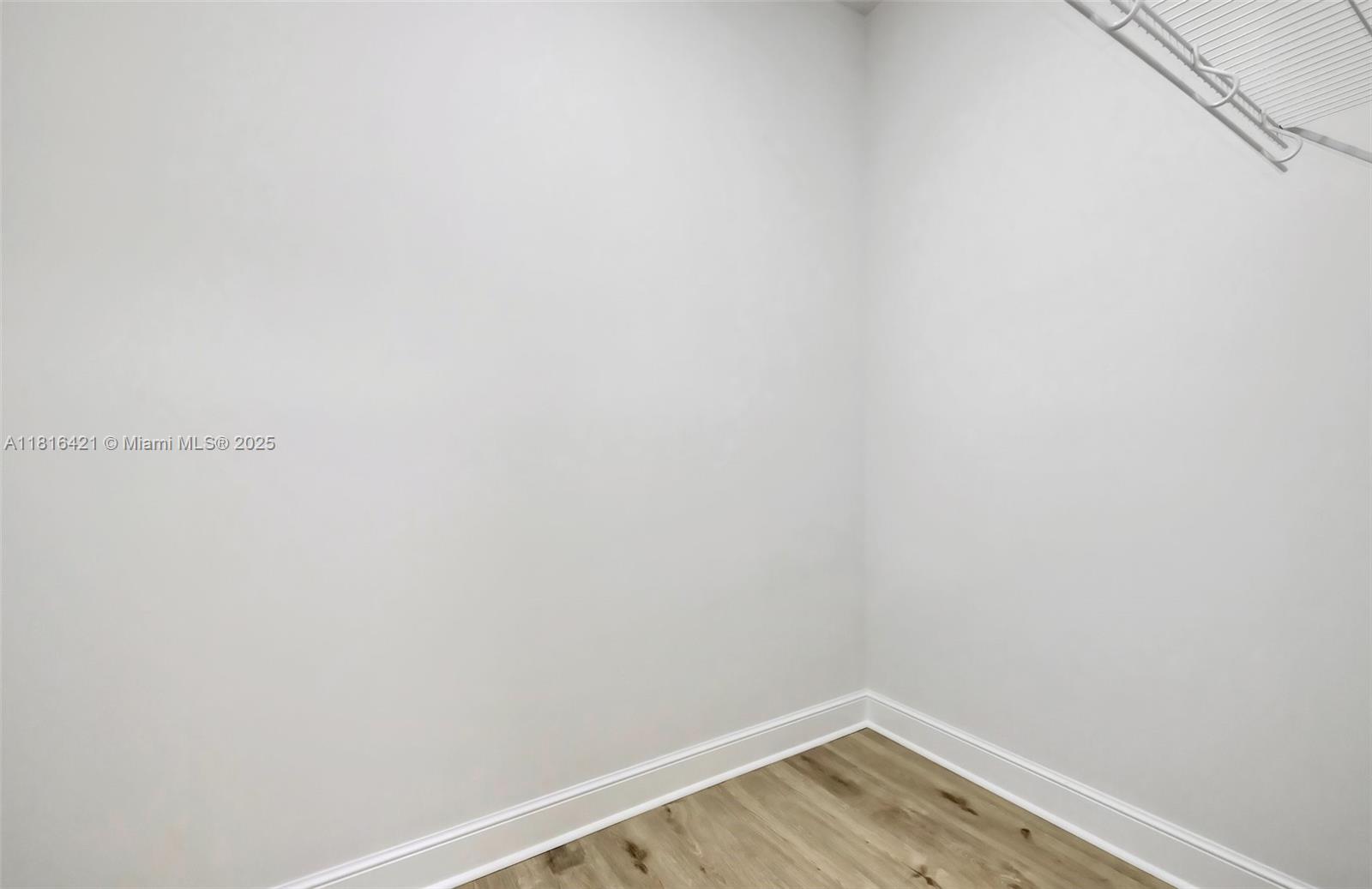 Tarpon River - Residential Lease