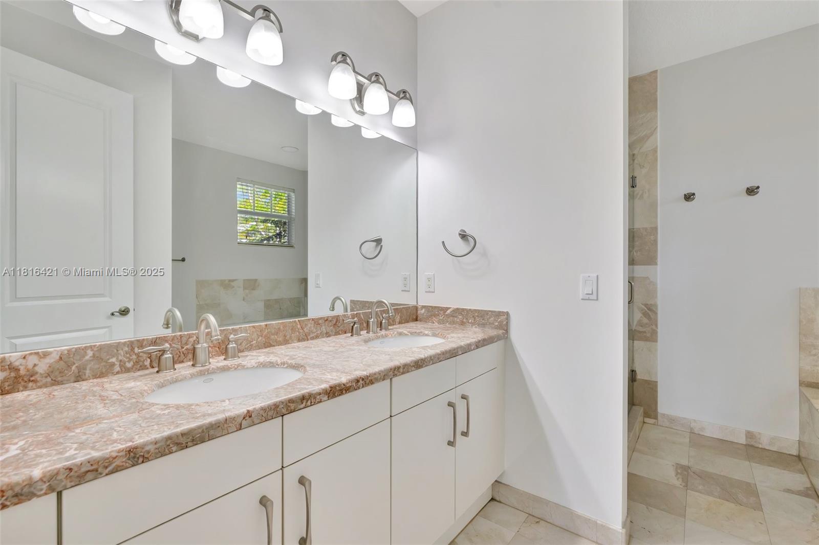 Tarpon River - Residential Lease