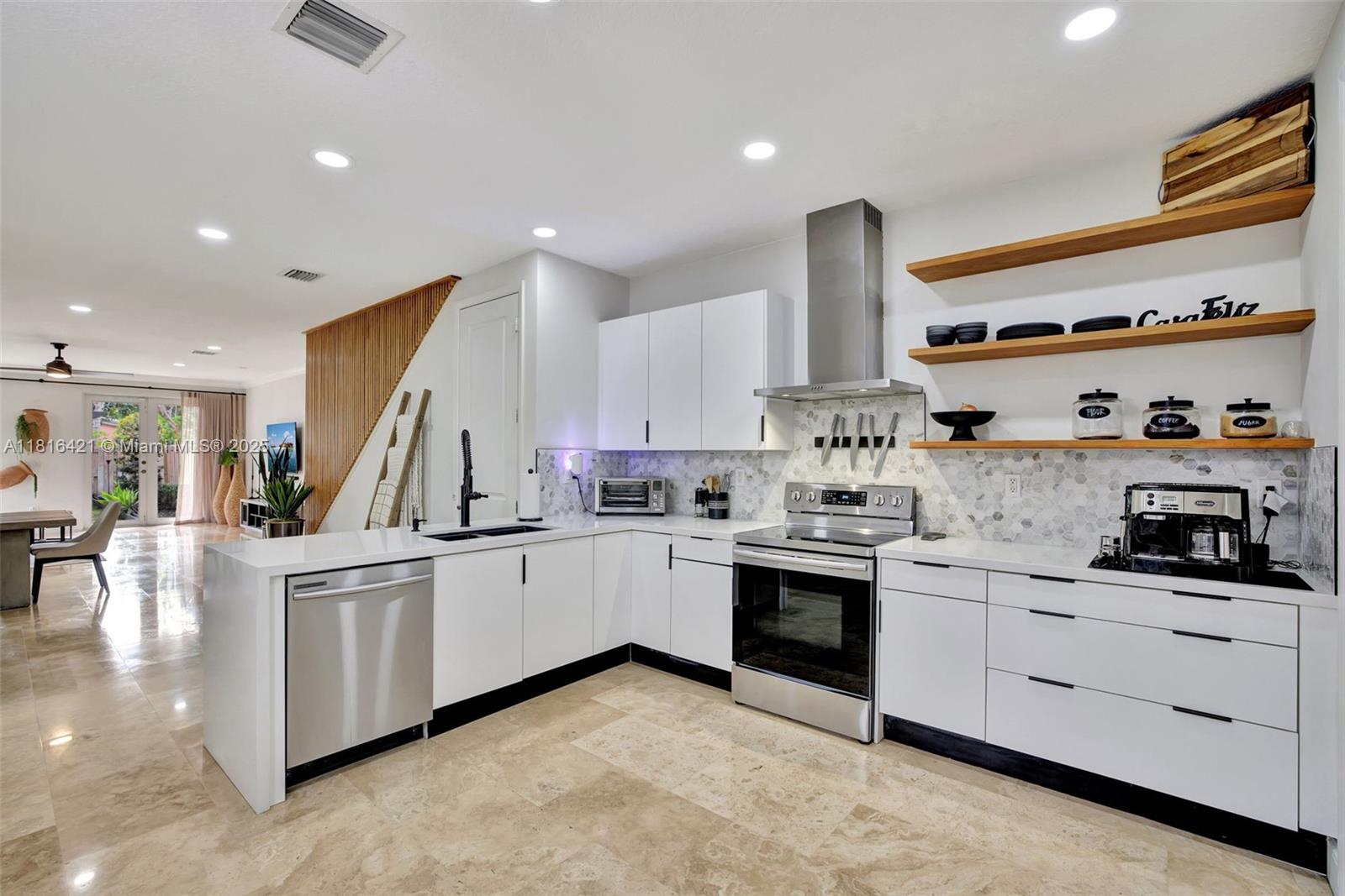 Tarpon River - Residential Lease