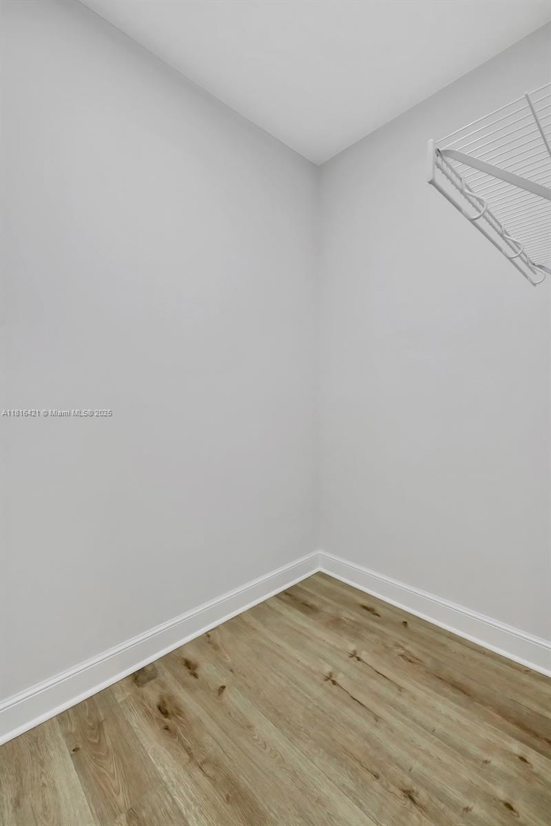 Tarpon River - Residential Lease