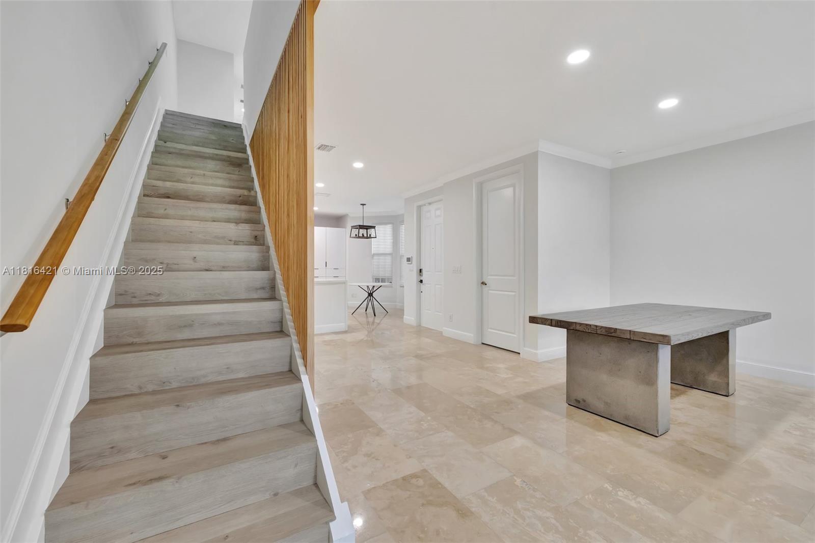 Tarpon River - Residential Lease