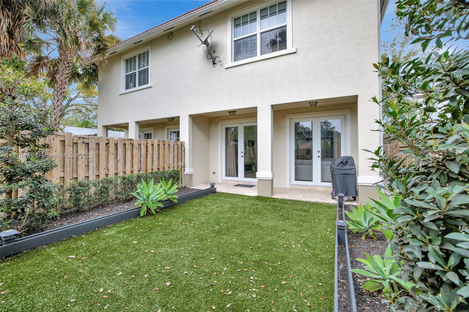 Tarpon River - Residential Lease