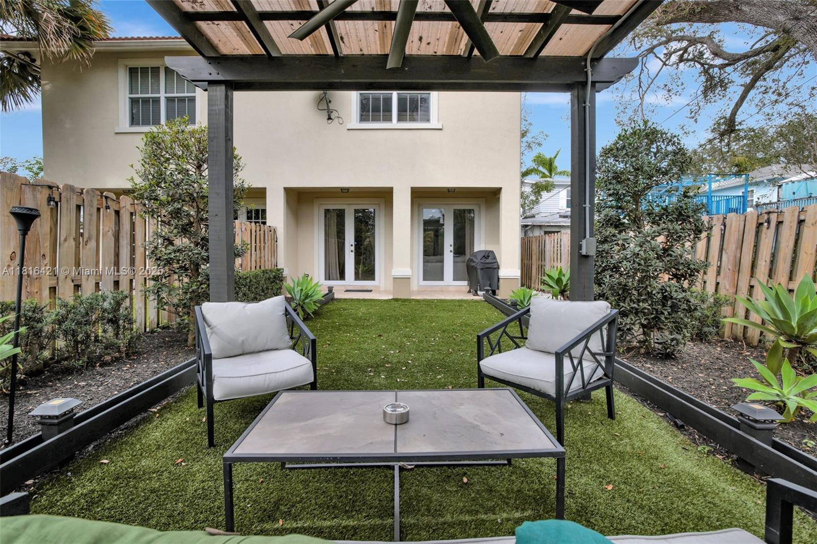 Tarpon River - Residential Lease