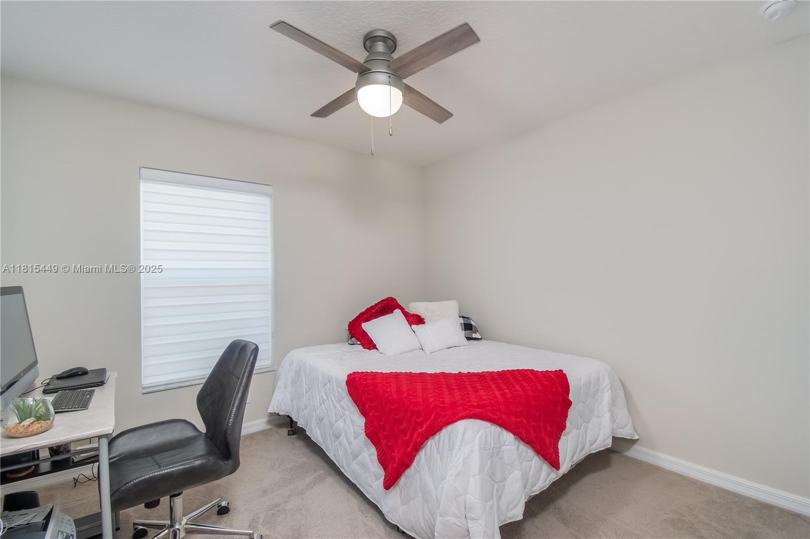 MARION OAKS - Residential