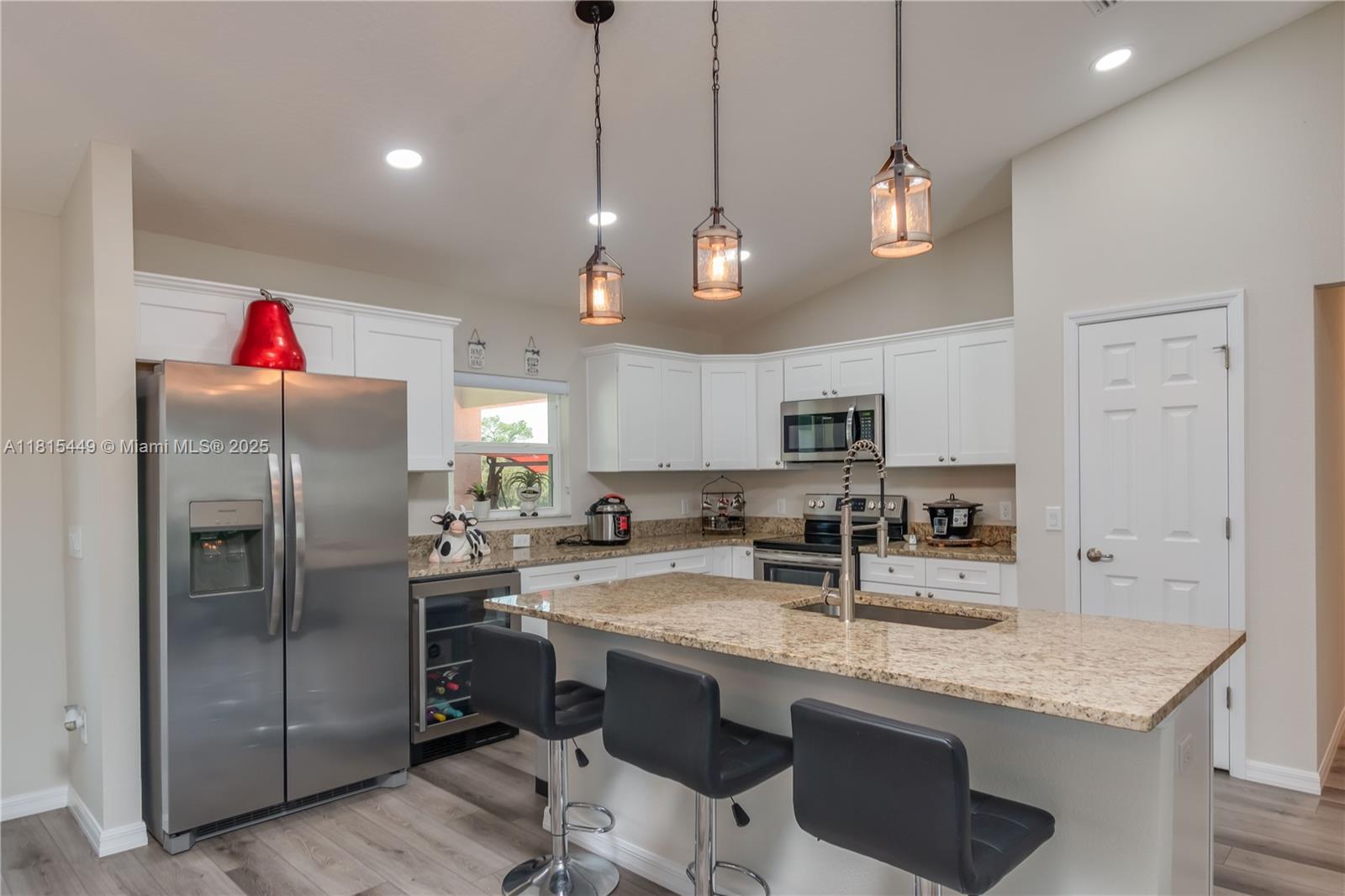 MARION OAKS - Residential