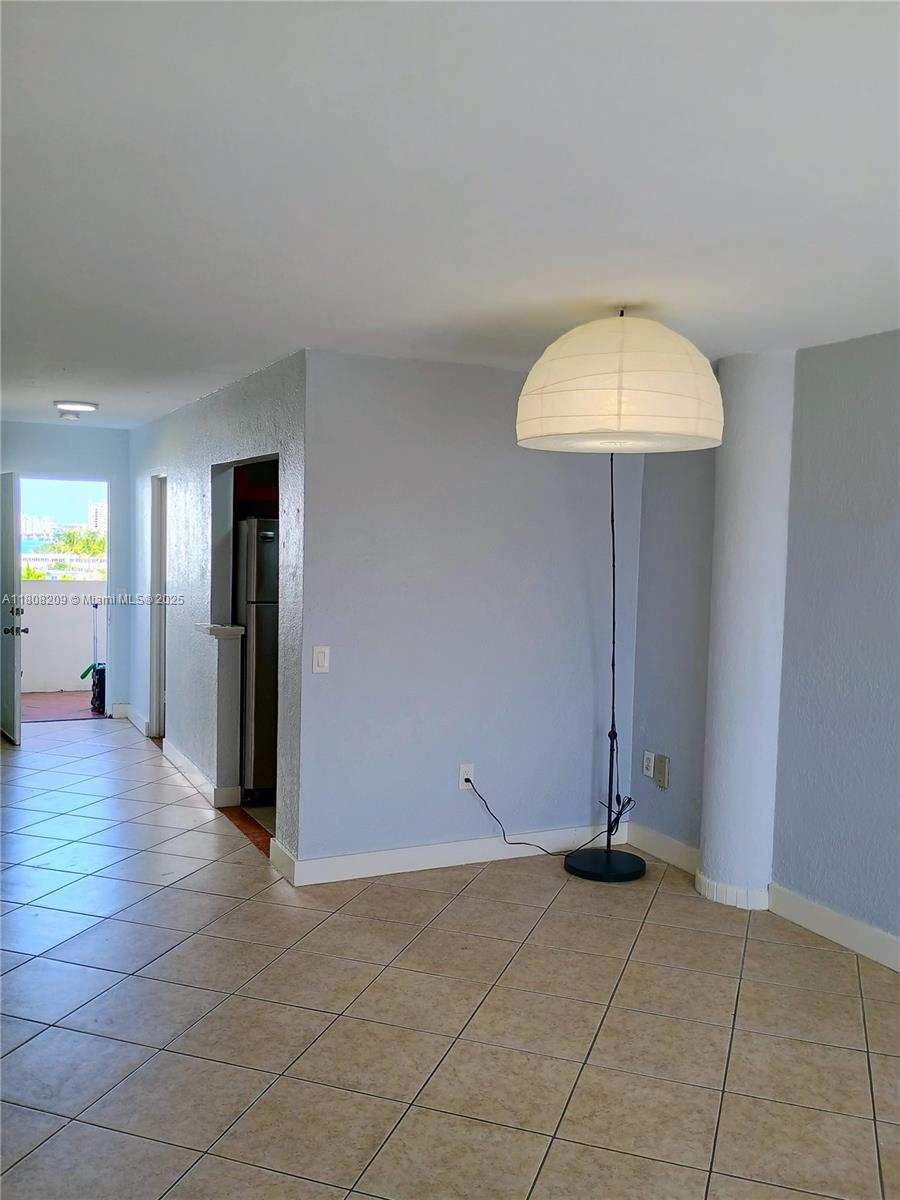 7904 West Dr 706