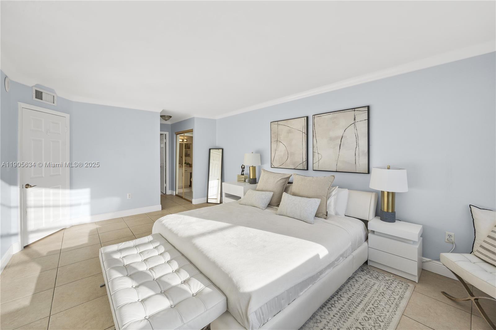 ADMIRALS PORT CONDO - Residential