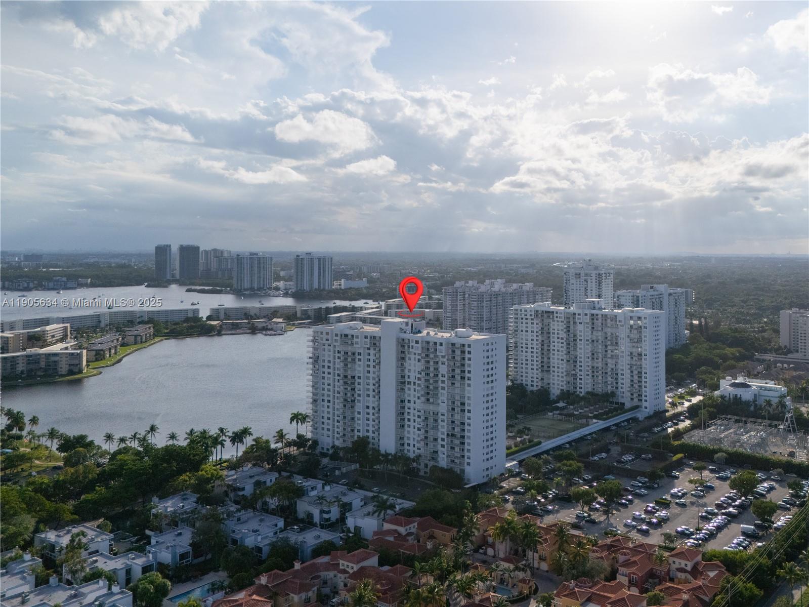 ADMIRALS PORT CONDO - Residential