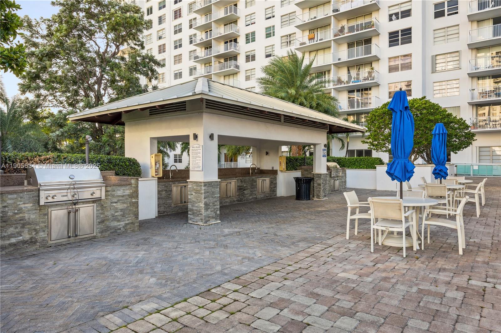 ADMIRALS PORT CONDO - Residential